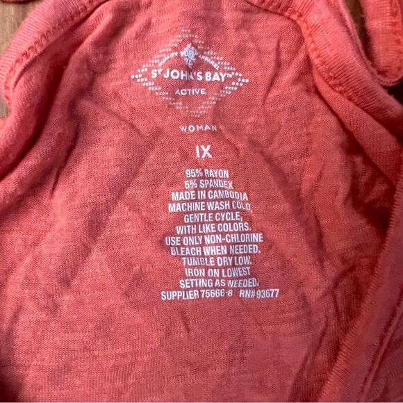 St. John's Bay Active Coral Tank - Picture 2 of 4